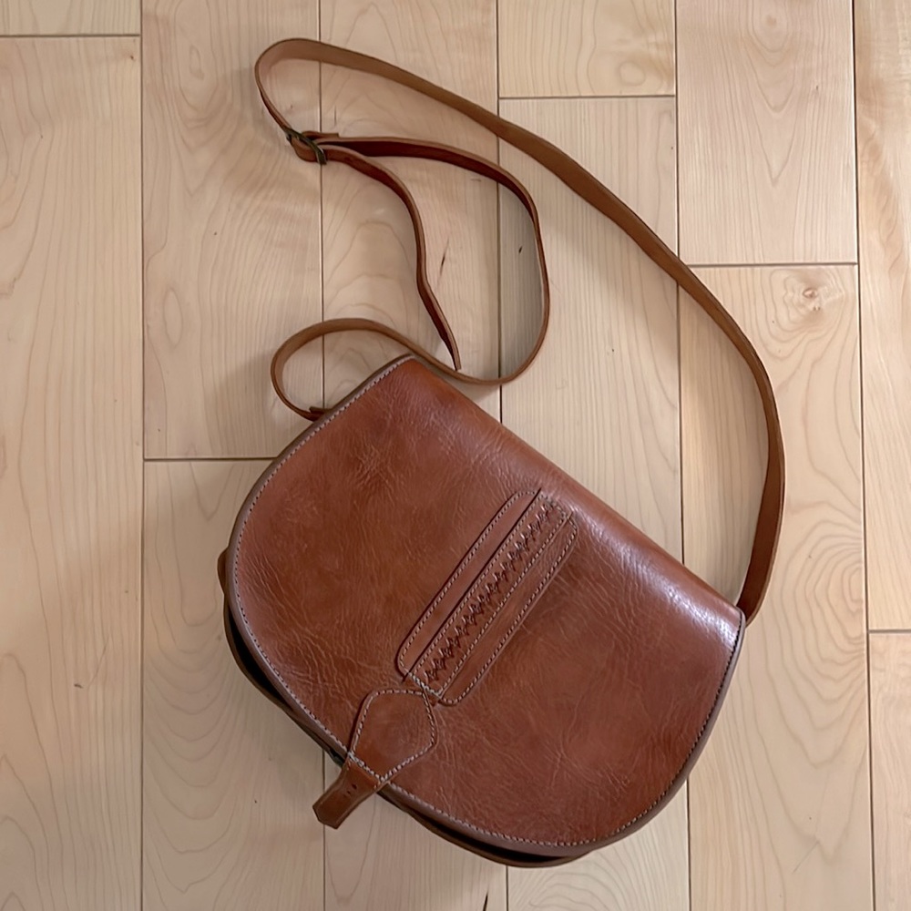 Mahogany leather saddle bag